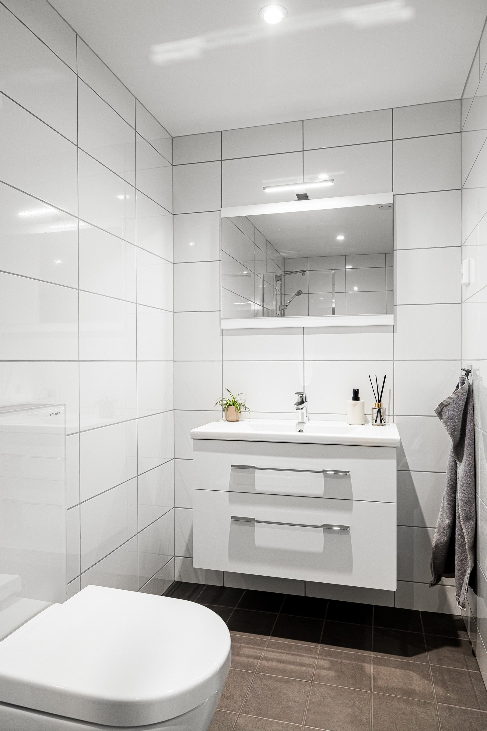 Ligger praktisk til ved entré Galleribilde