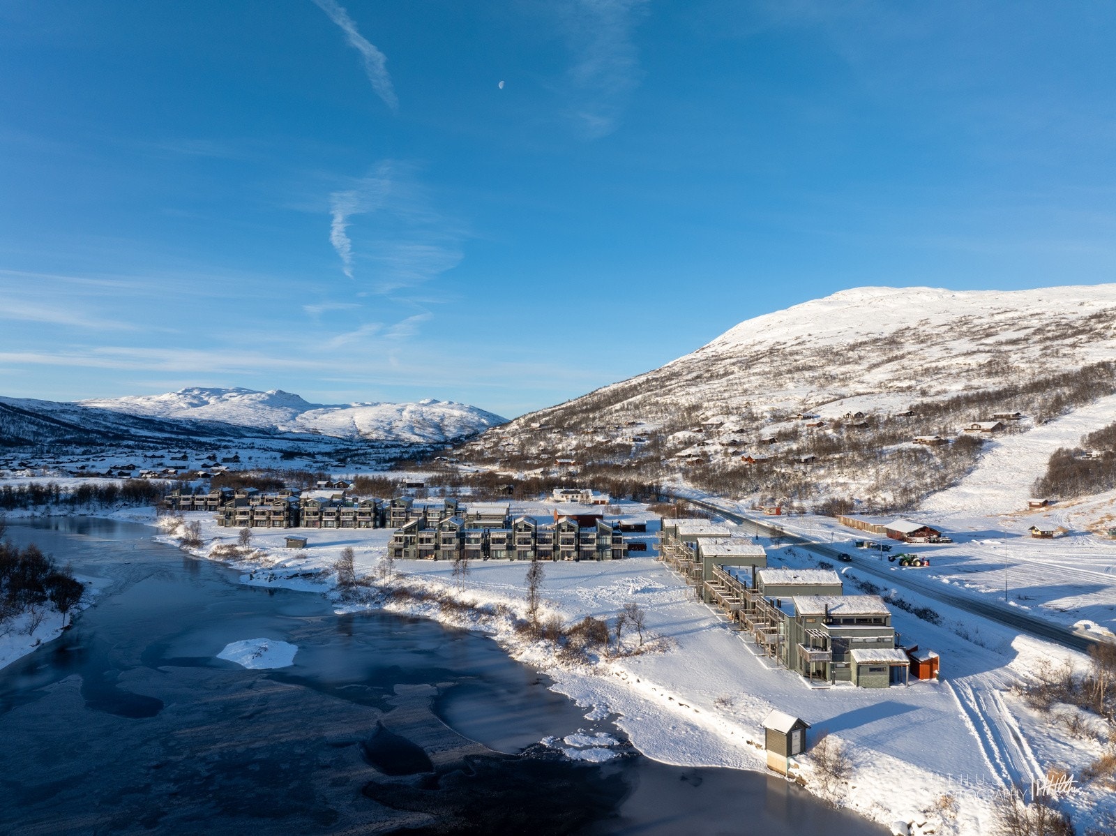 Har du spørsmål til boligen eller ønsker du visning? Kontakt megler på tlf. 98 23 96 56 eller e-post el@proaktiv.no. Galleribilde