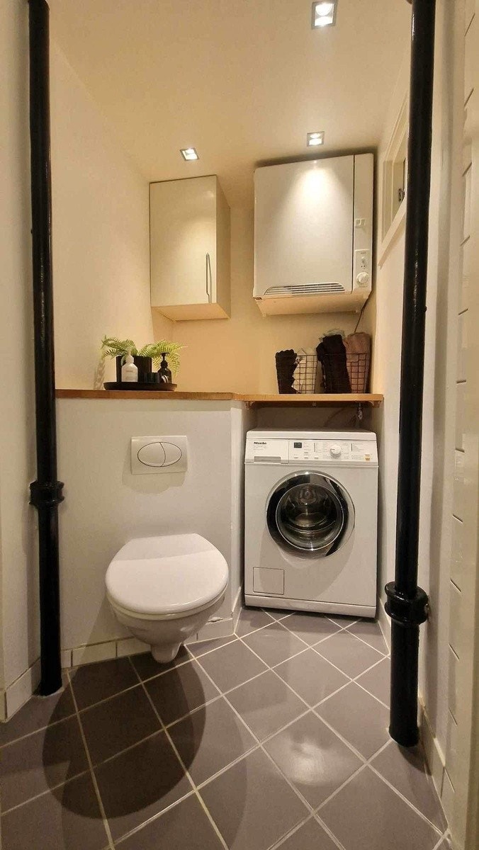 Miele vaskemaskin og vegg-hengt tørketrommel Galleribilde