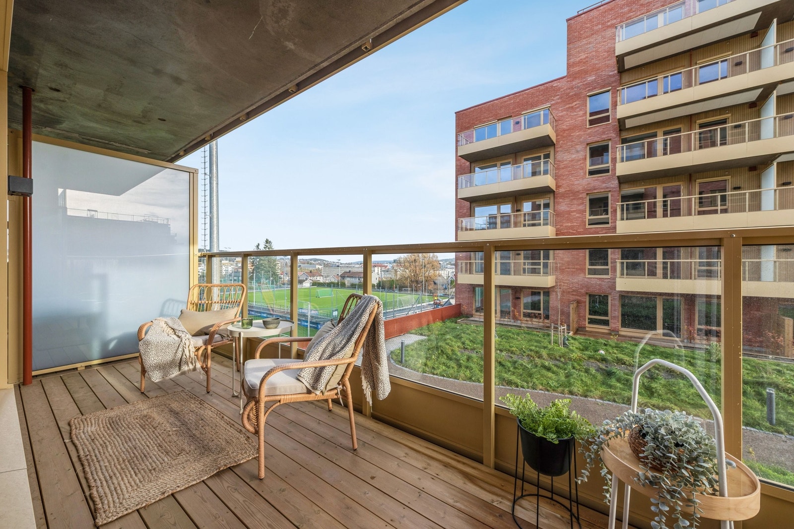 Uteplass med åpen utsyn Galleribilde