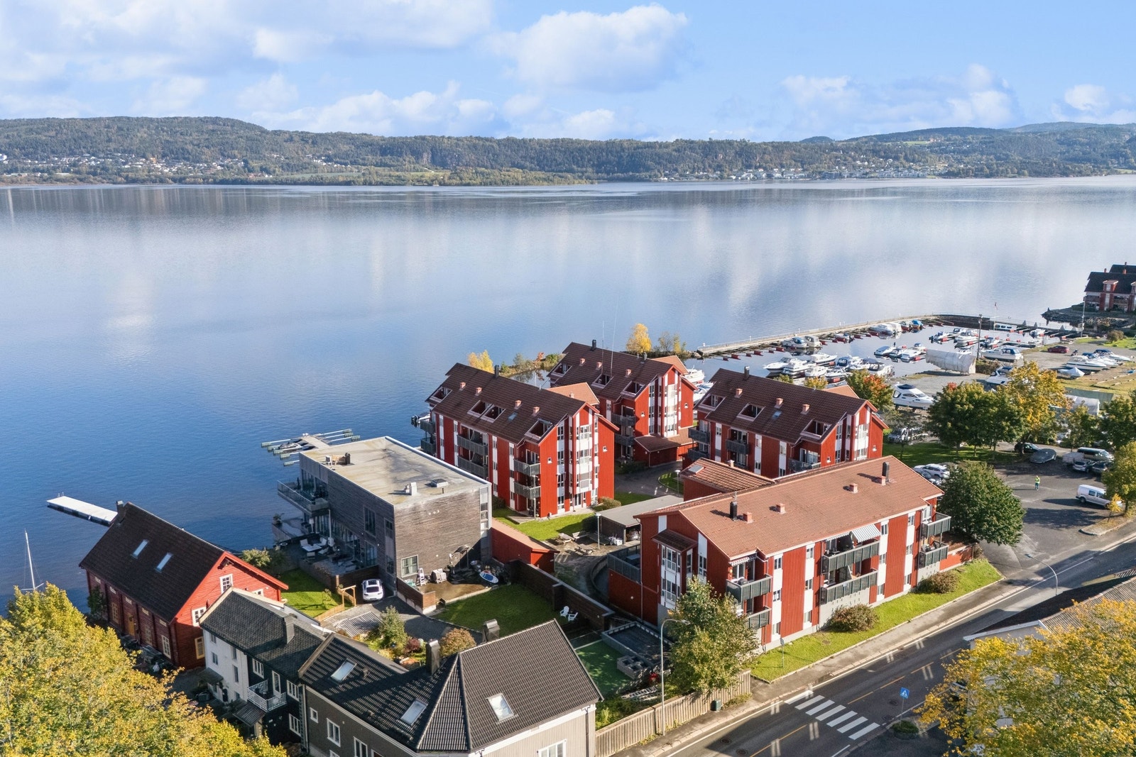 Tangen Brygge/Blokka Galleribilde