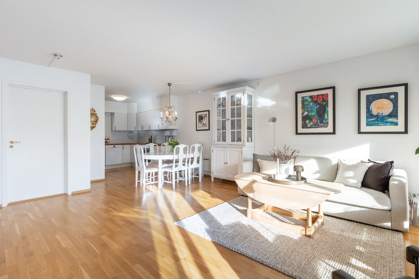 Åpen stue- kjøkkenløsning Galleribilde