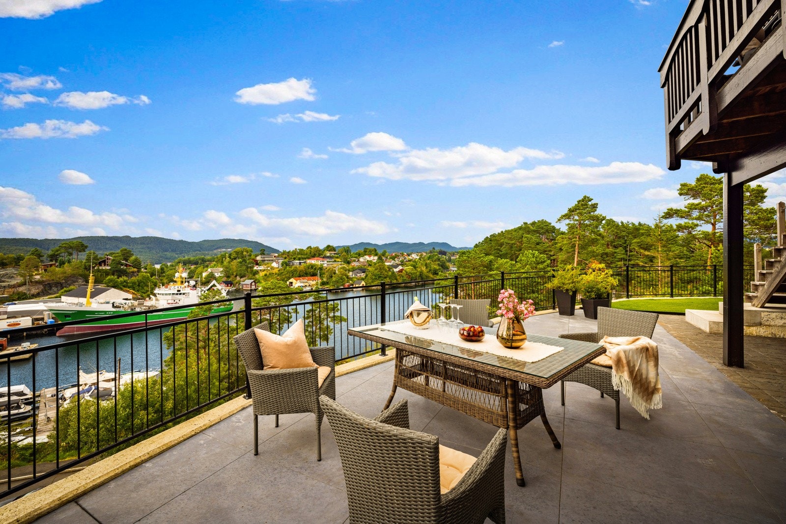 Flott beliggenhet med flott utsikt Galleribilde