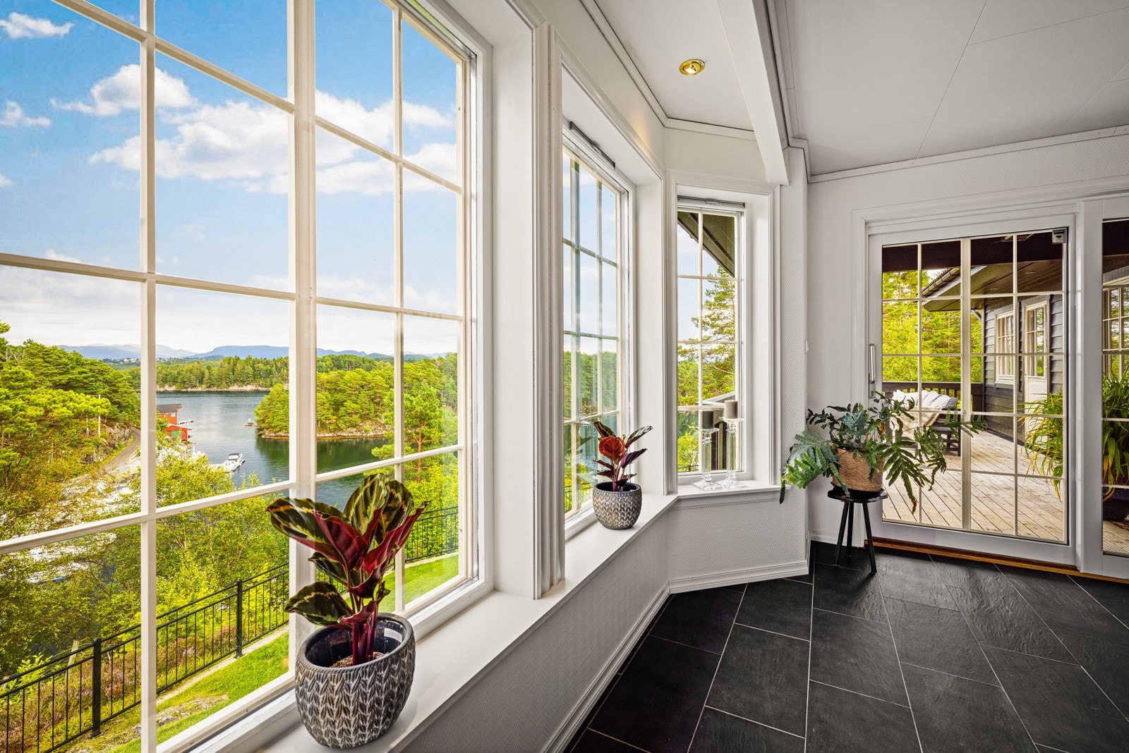 Downlights i karnapp i stuen. Galleribilde