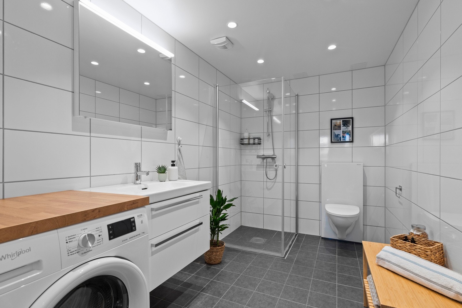 - Lekkert bad med elektriske varmekabler - Galleribilde