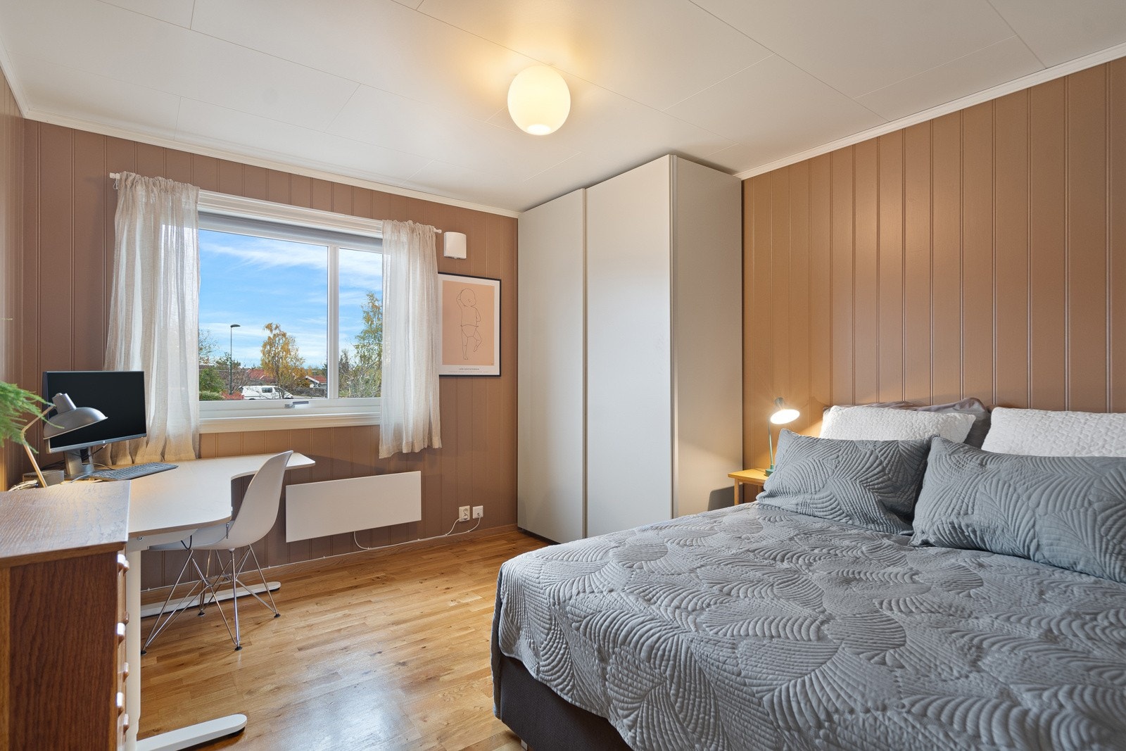 Soverom nr 4 av 4 - romslig og godt soverom Galleribilde