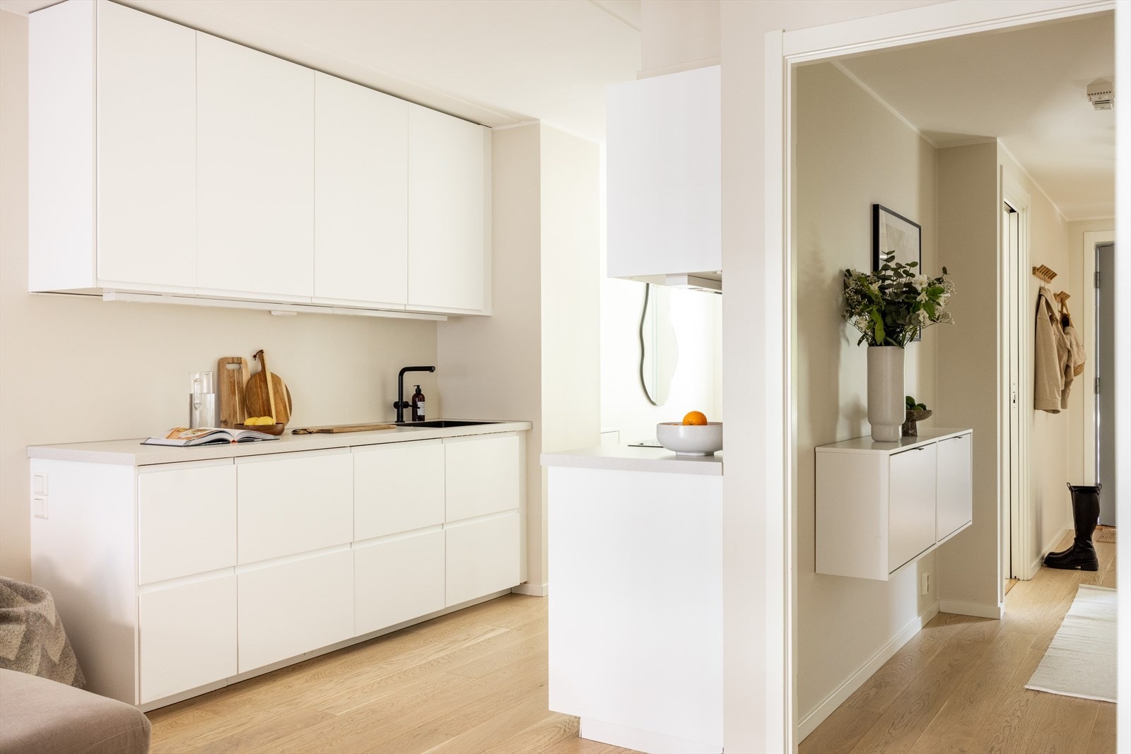 Amalie Marthinsen v/Nordvik Nydalen har gleden av å presentere Heimdalsgata 10A! Fotograf: Pontus Holmenäs Galleribilde