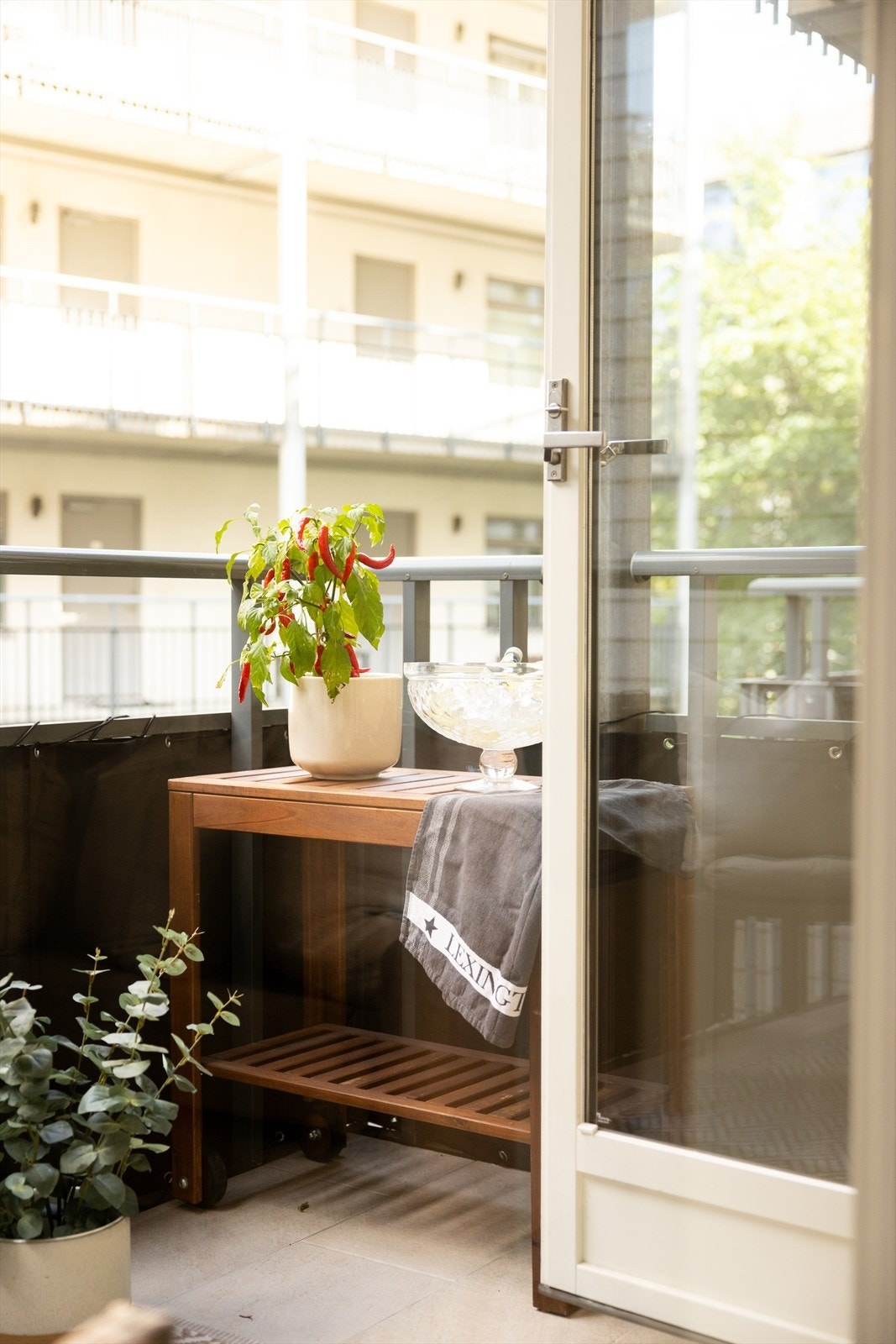 Leiligheten byr på en hyggelig balkong vendt mot rolig bakgård på ca. 5 m². Galleribilde