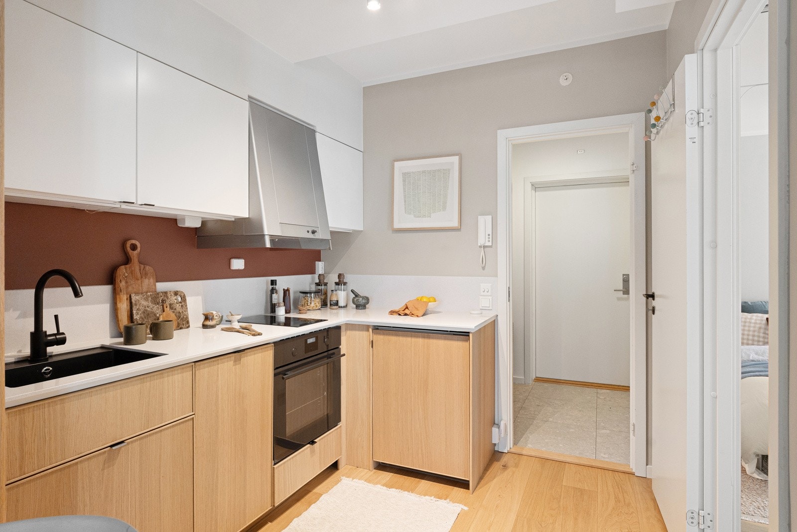 Varmtvann og internett er inkludert i felleskostnadene. Galleribilde