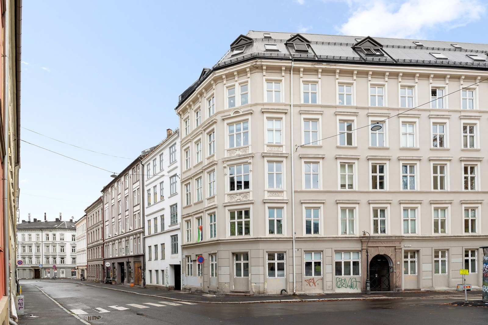 Fasade - velkommen til et hyggelig nabolag! Galleribilde