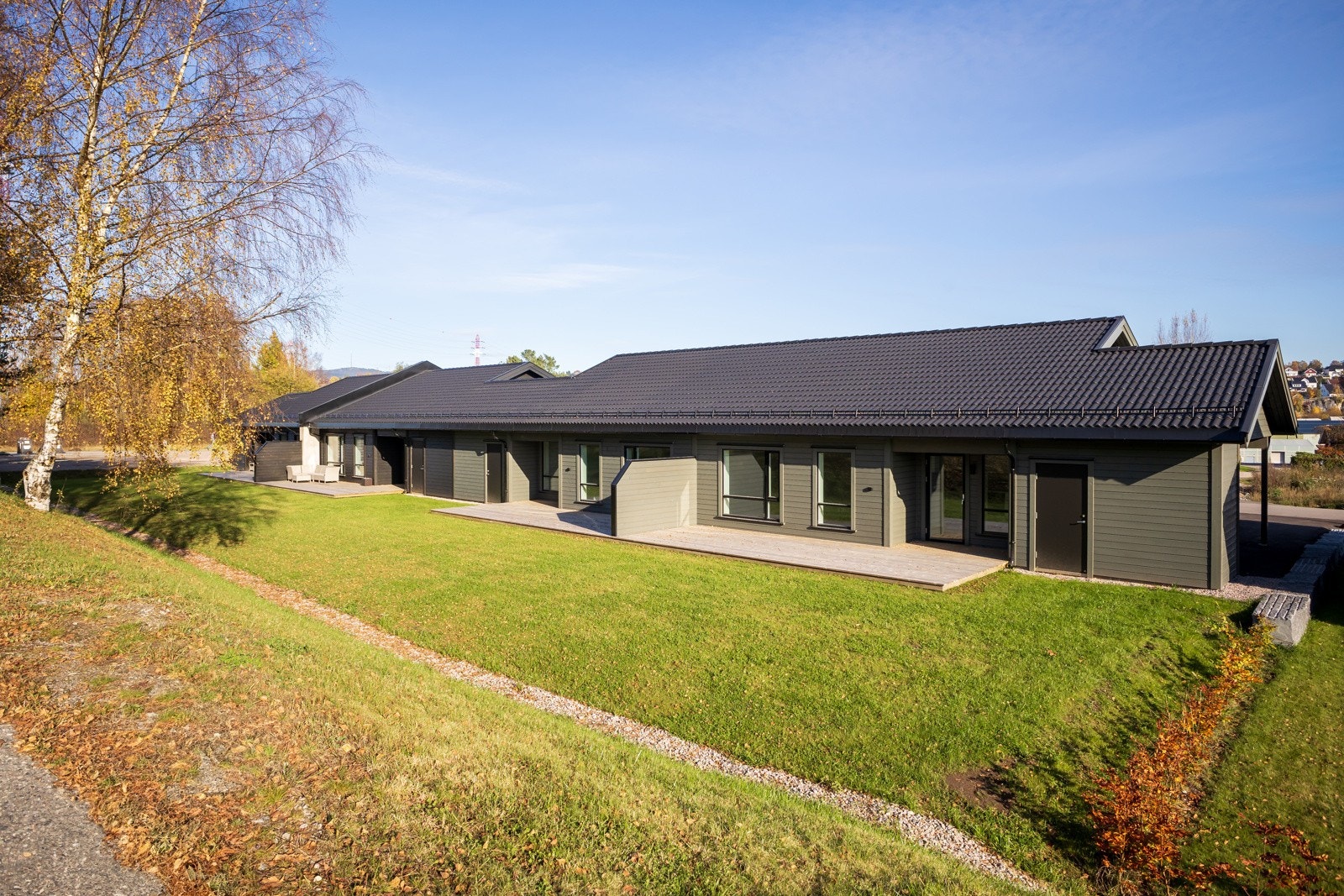 Boligen er nyoppført i 2023 og har en en ideell planløsning med alt på en flate. Galleribilde