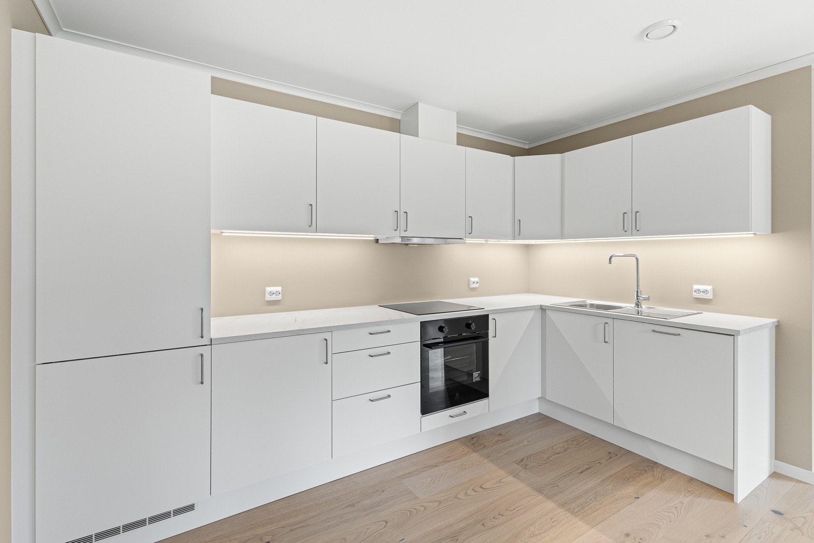 Laminat benkeplate i marmoretterligning. Galleribilde