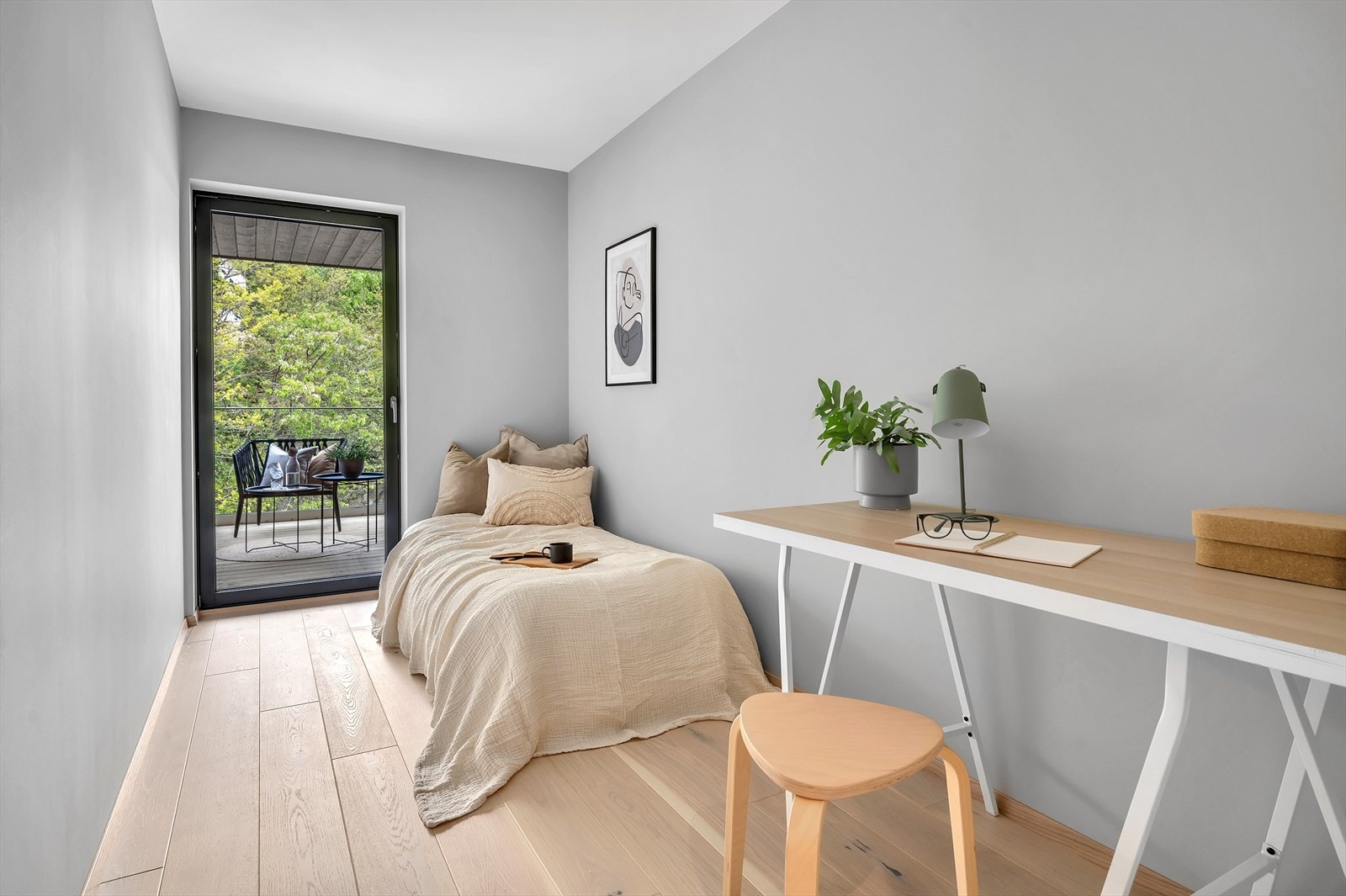 Det andre soverommet passer ypperlig som barnerom, kontor eller gjesterom. Galleribilde