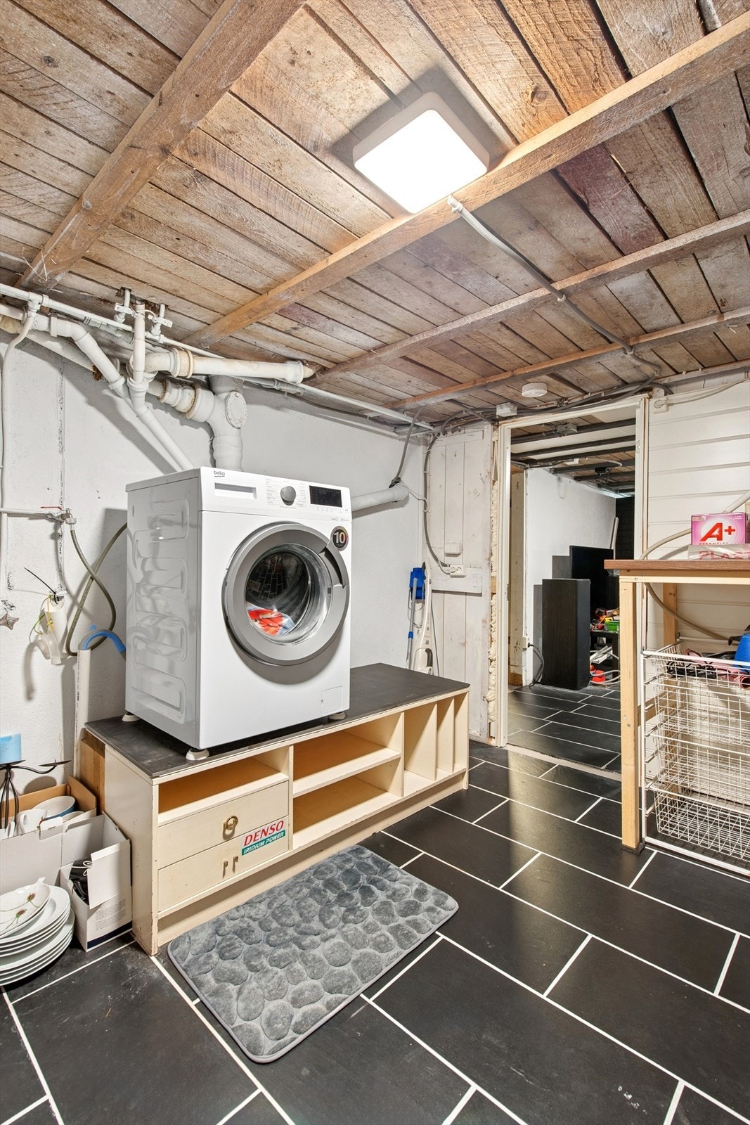 Vaskekjeller. Galleribilde