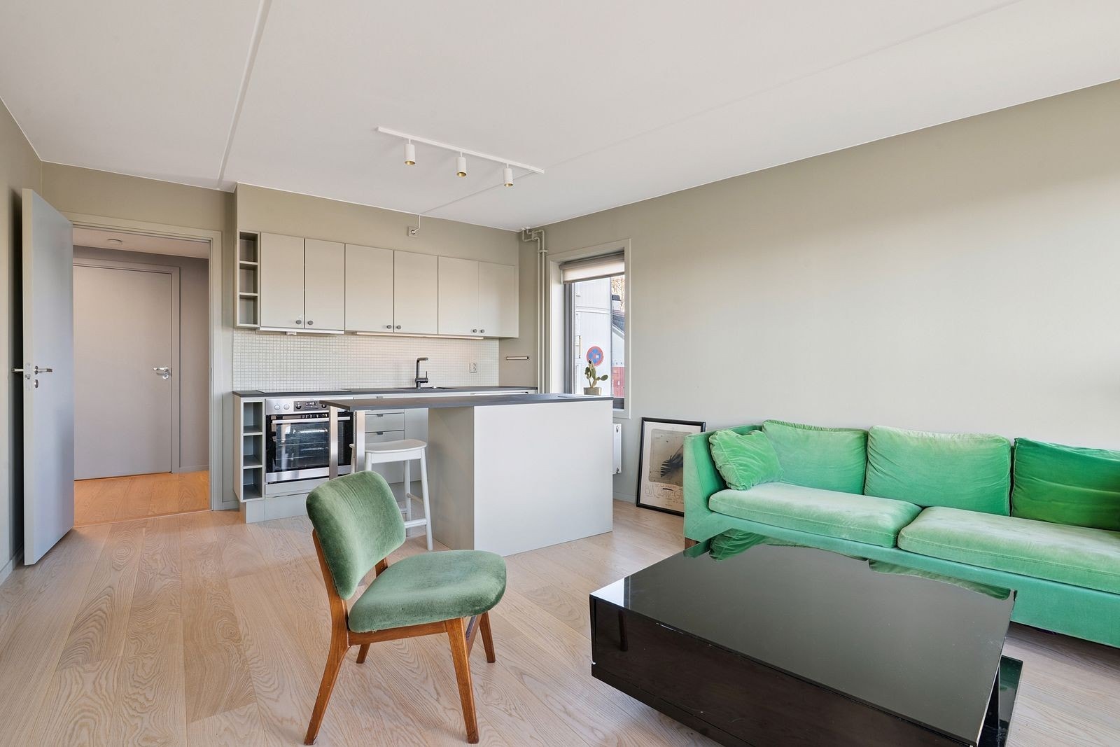 Velkommen til Sagveien 7 - Moderne 2-roms hjørneleilighet med balkong - Ledig til leie for ca et år Galleribilde