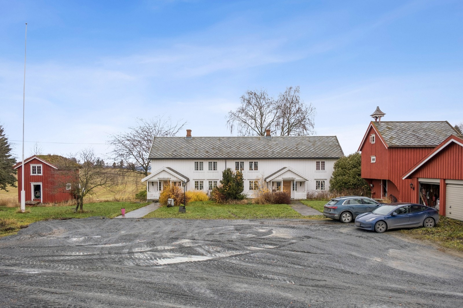 Gårdstun Galleribilde