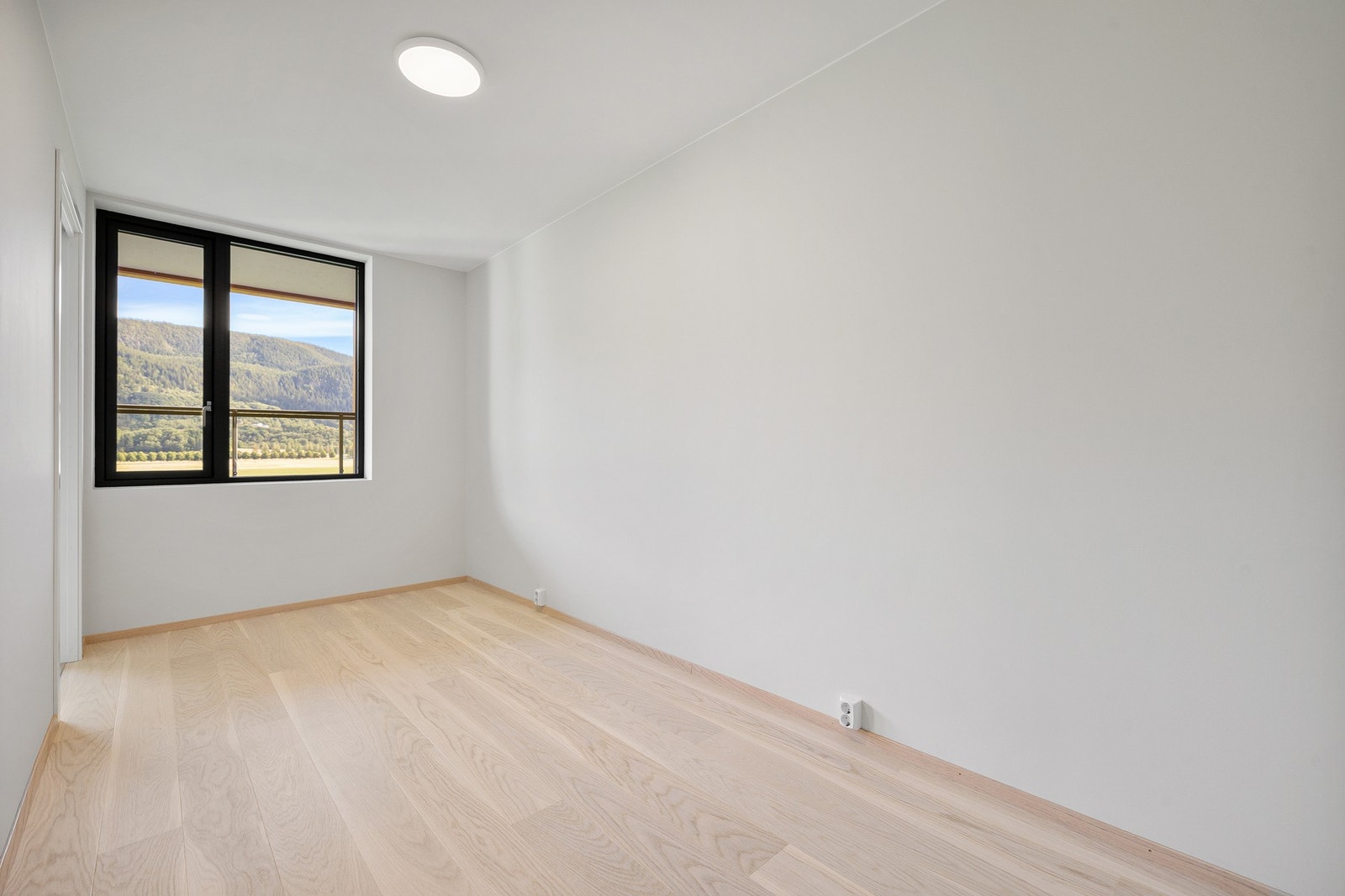 Soverommet er på ca 9,2m². Galleribilde