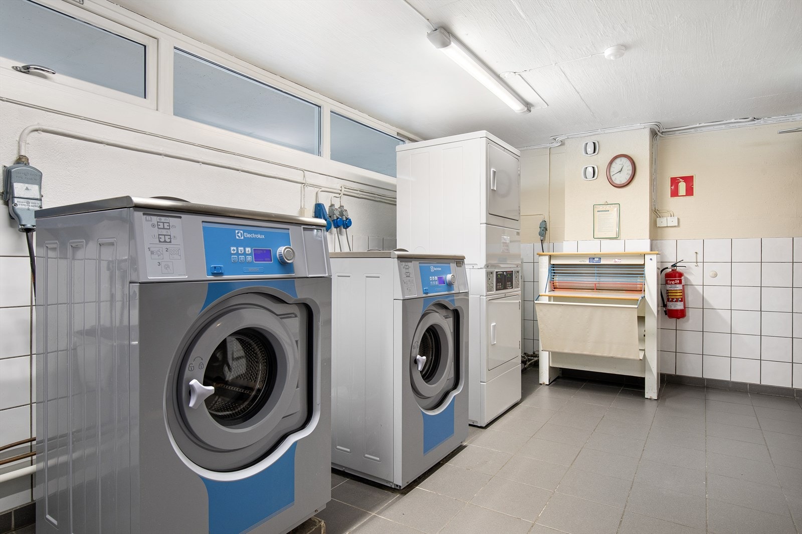 Felles vaskerom i kjeller Galleribilde