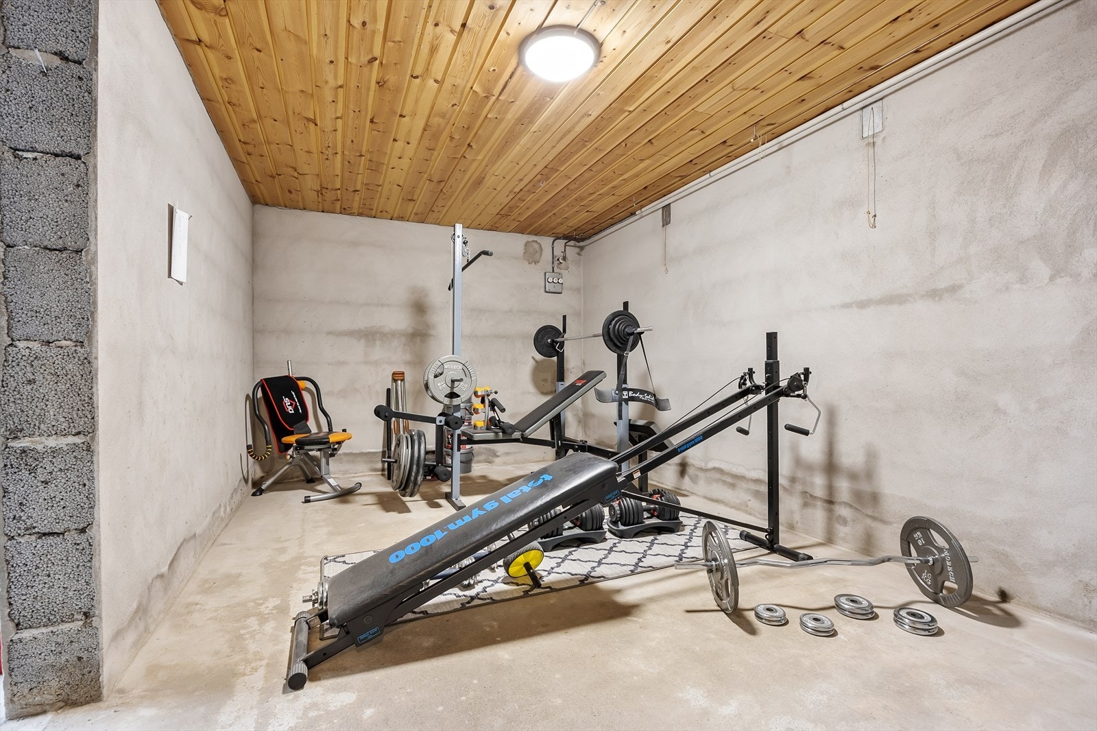 Bruksmulighetene er flere i kjelleretasjen. Galleribilde