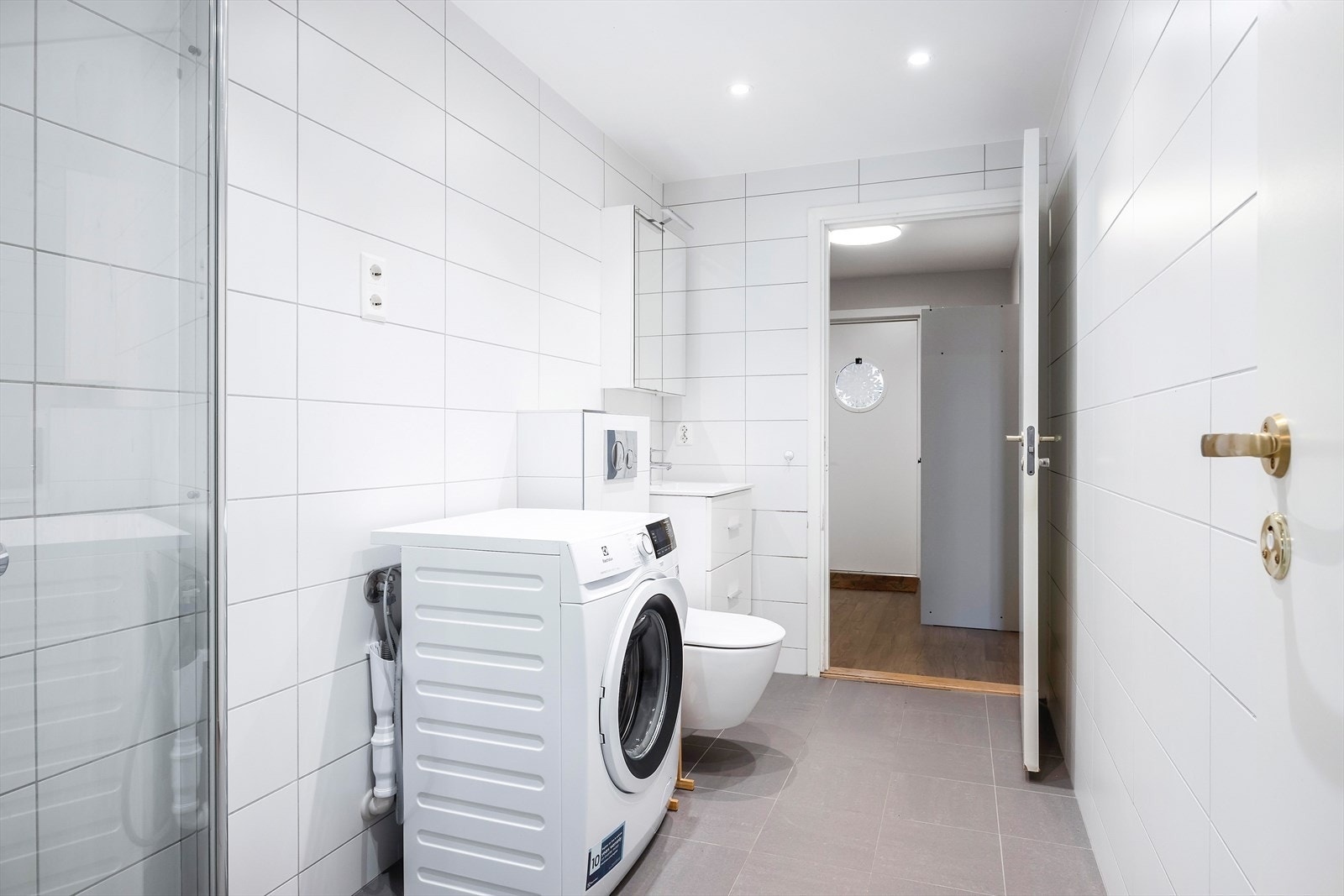 Varmtvann inkludert i felleskostnadene. Galleribilde