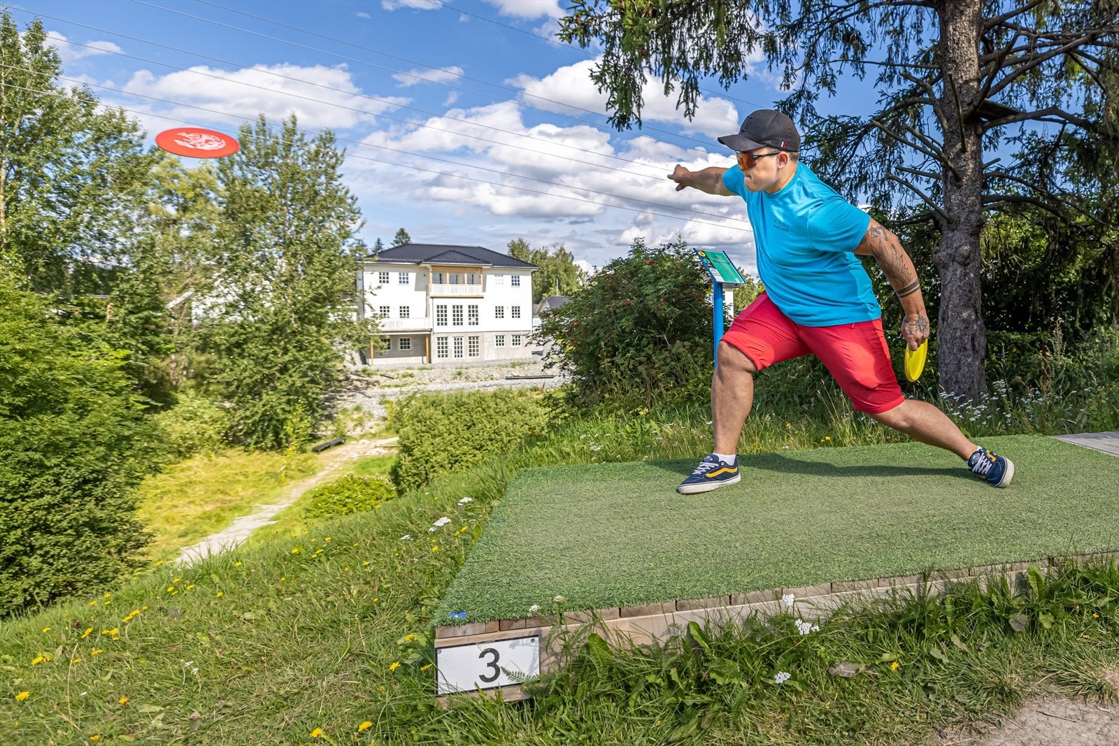 Frisbeegolf rett utenfor døra! Galleribilde