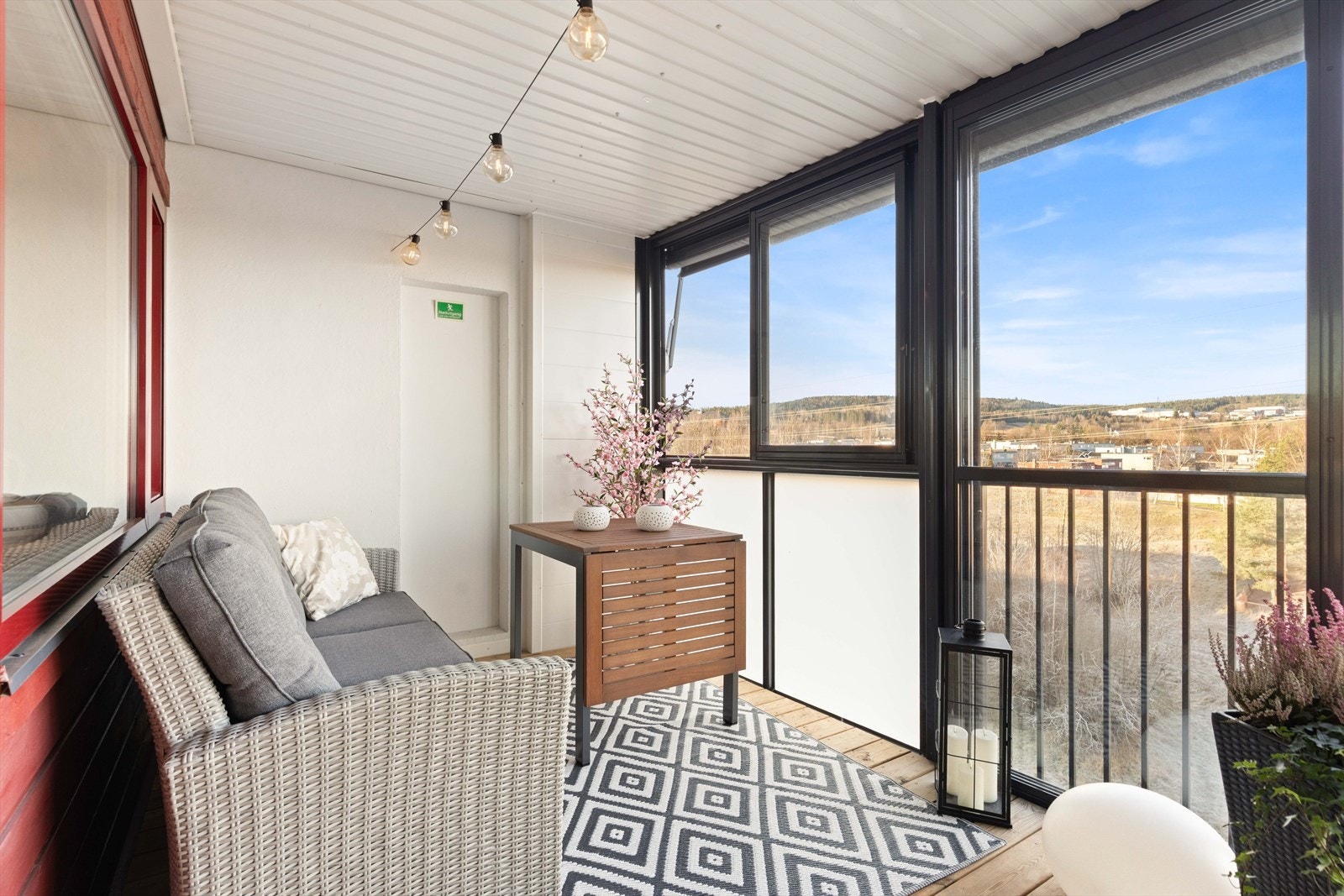 Balkongen tilbyr gode solforhold og en flott utsikt! Galleribilde