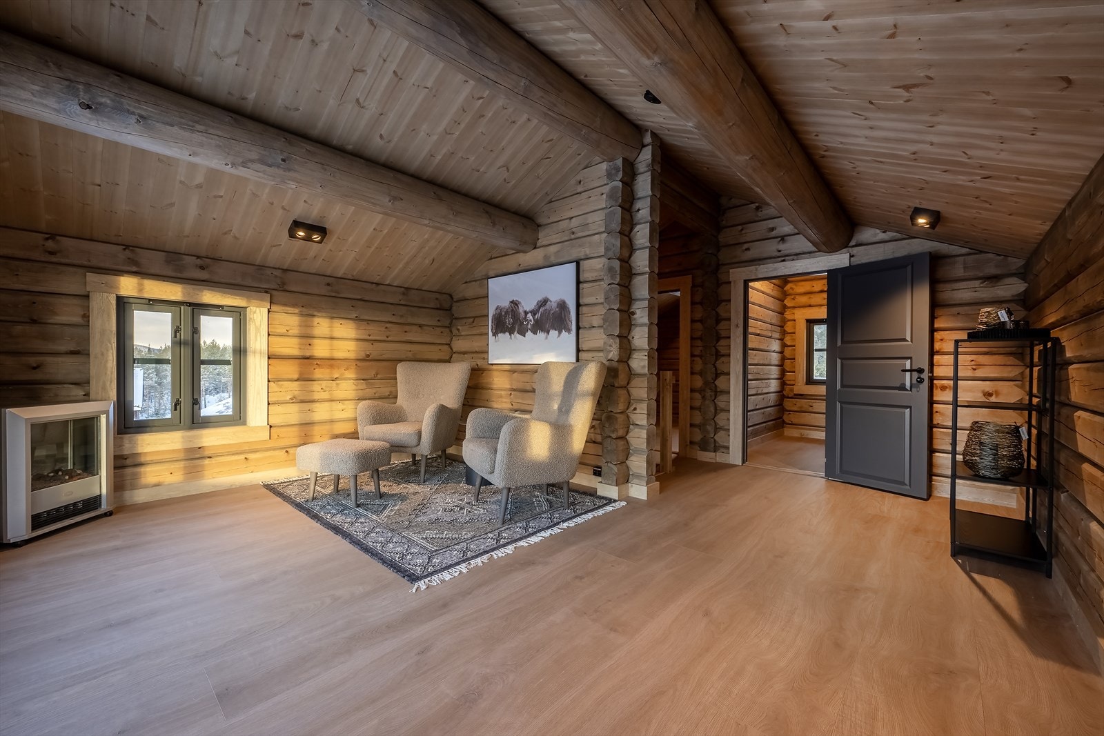 Her er det god plass til sittegruppe Galleribilde