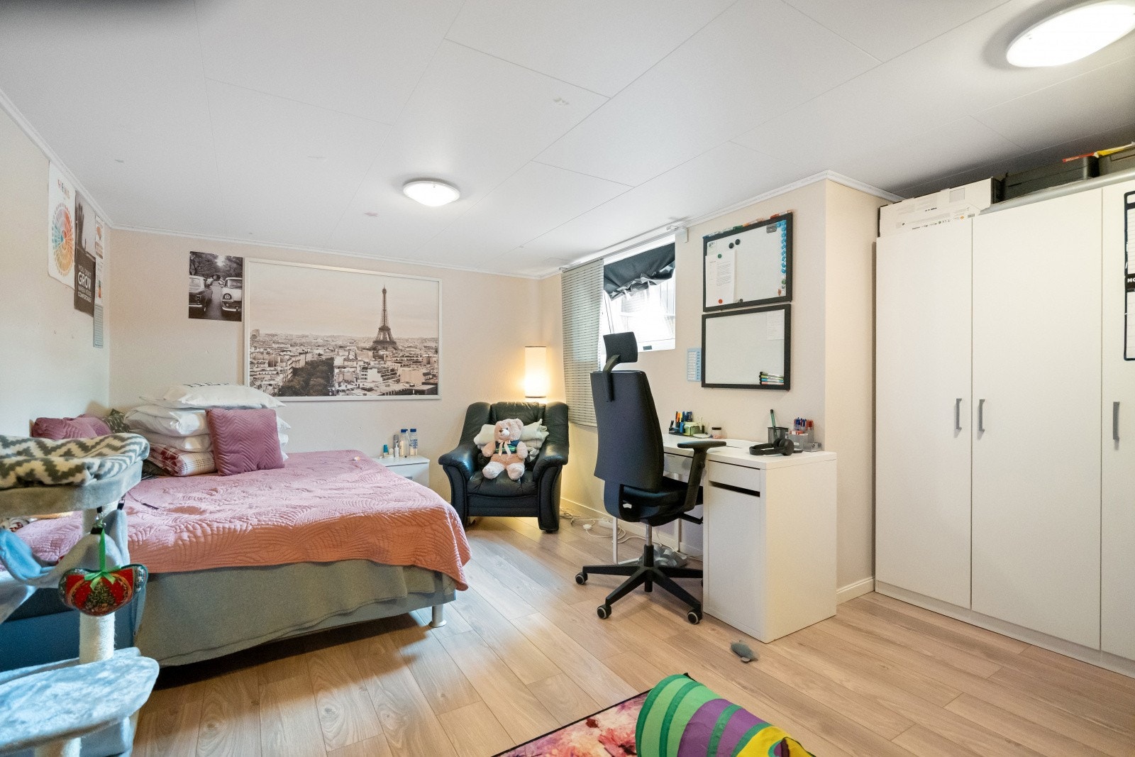 Merk: På tegninger godkjent i kommunen er ikke kjeller innredet. Galleribilde