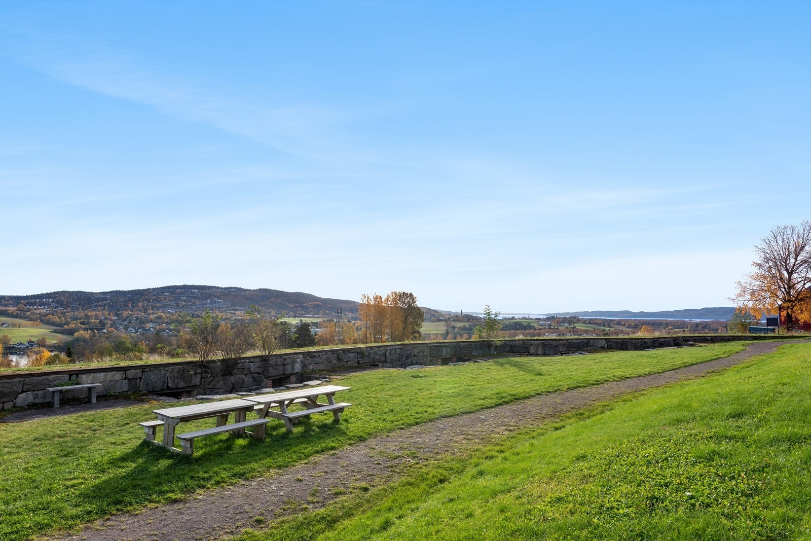 Kort vei til flotte tur- og rekreajonsområder. Galleribilde