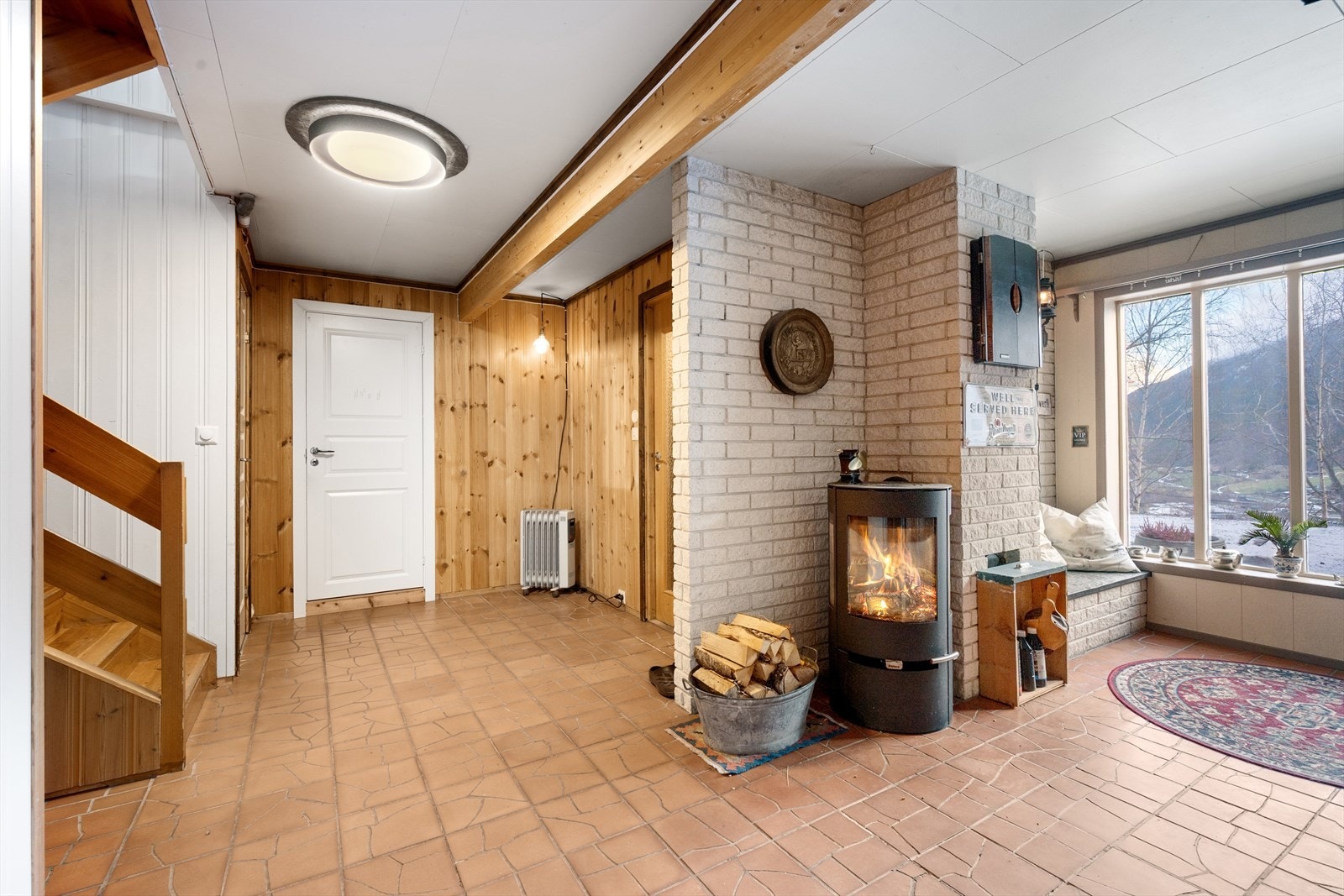 Velkommen inn i underetasjen. Galleribilde