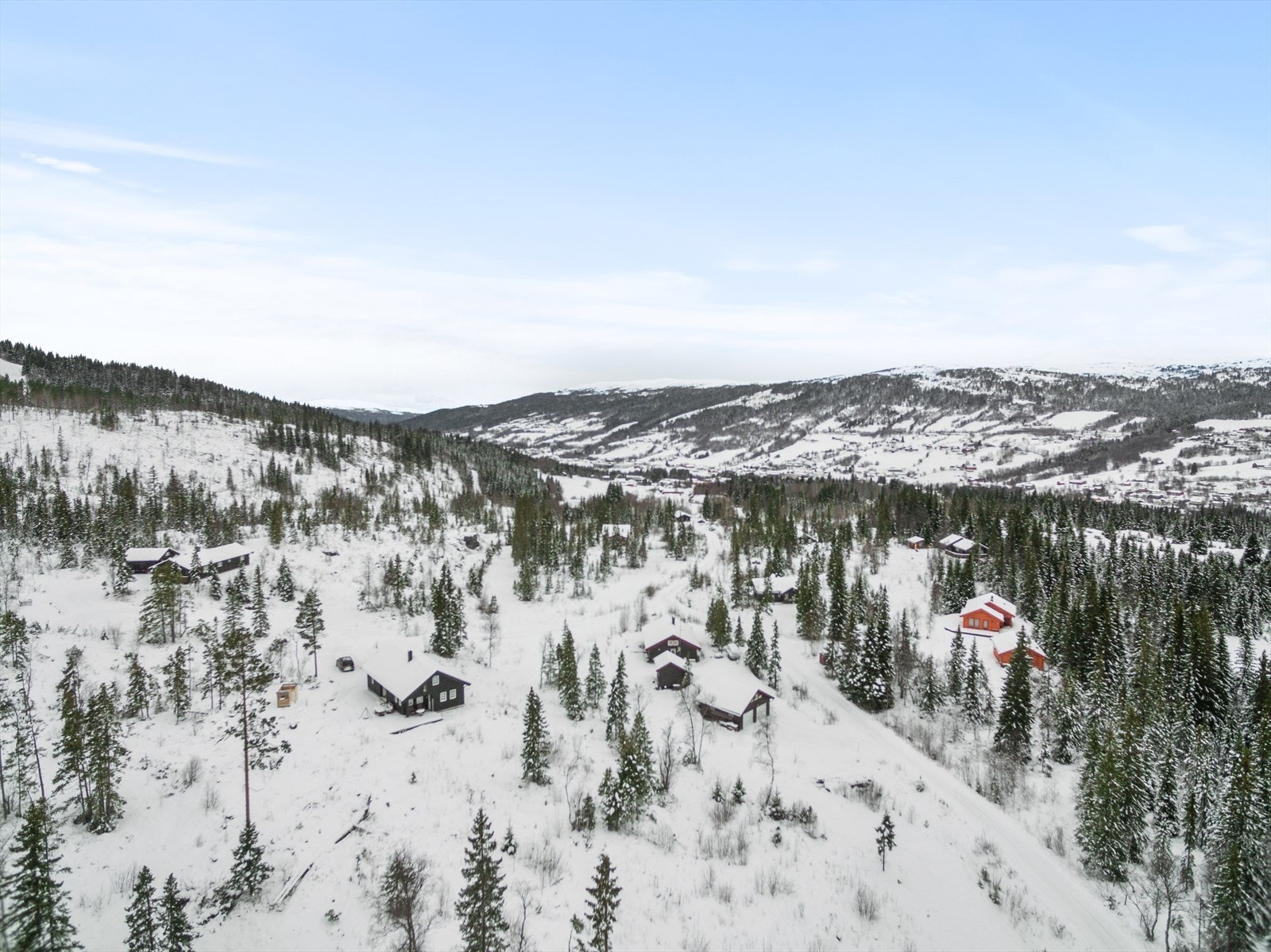 I nærområdet finner du gode jakt- og fiskemuligheter på 600 000 dekar statsalmenning Galleribilde