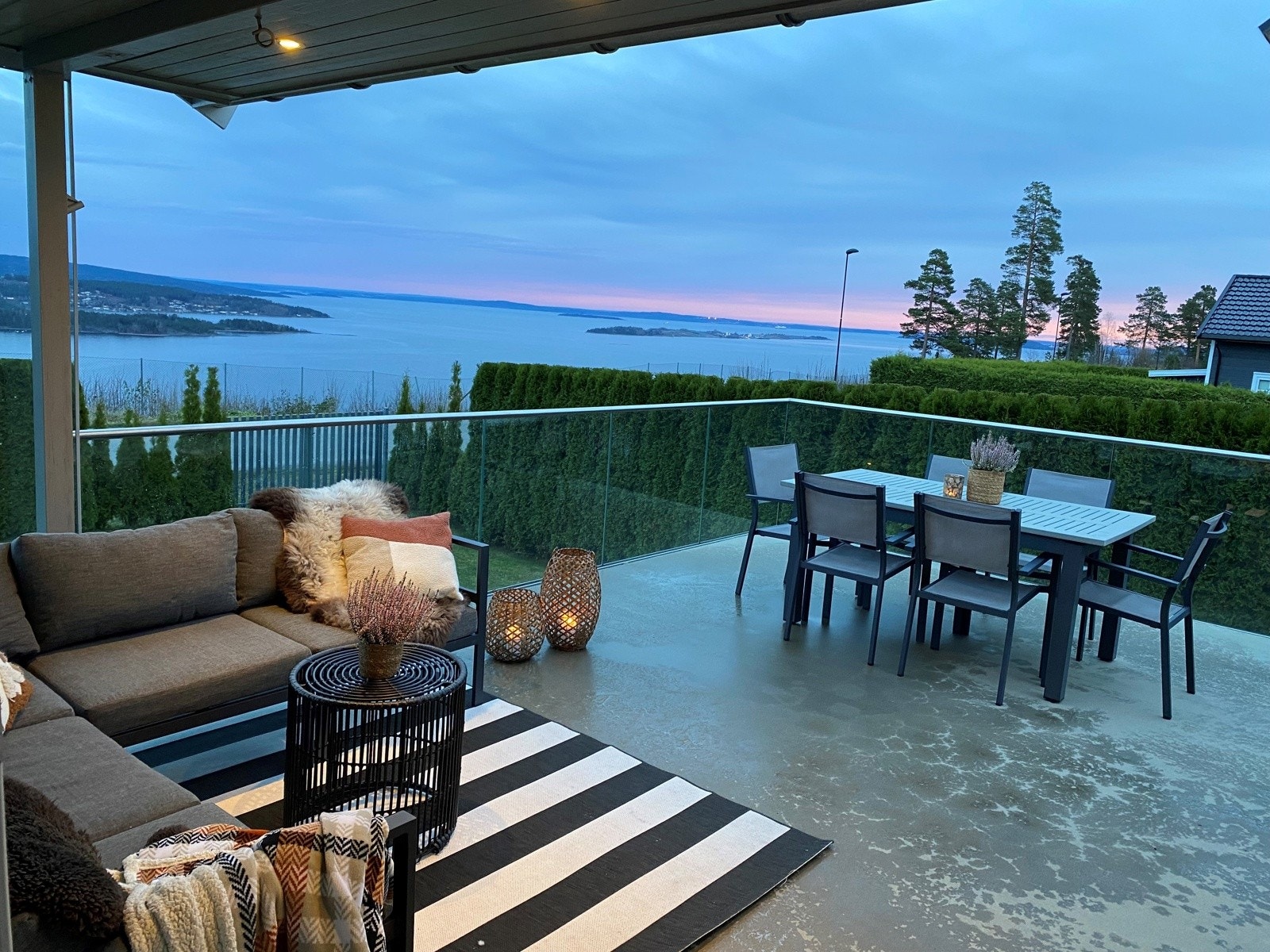 God sjøutsikt. Galleribilde