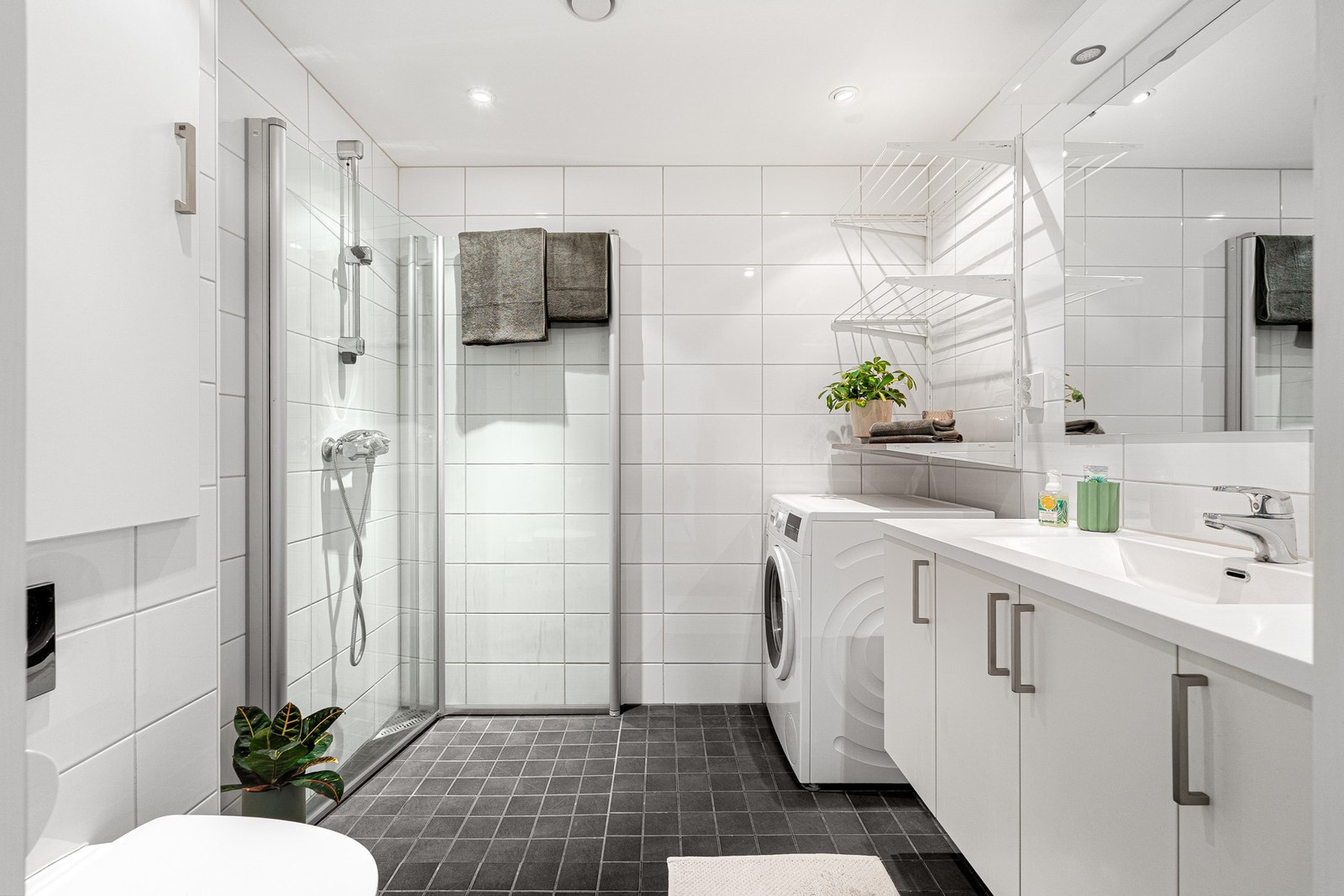 Delikat og pent bad på 4,5 kvm. Galleribilde