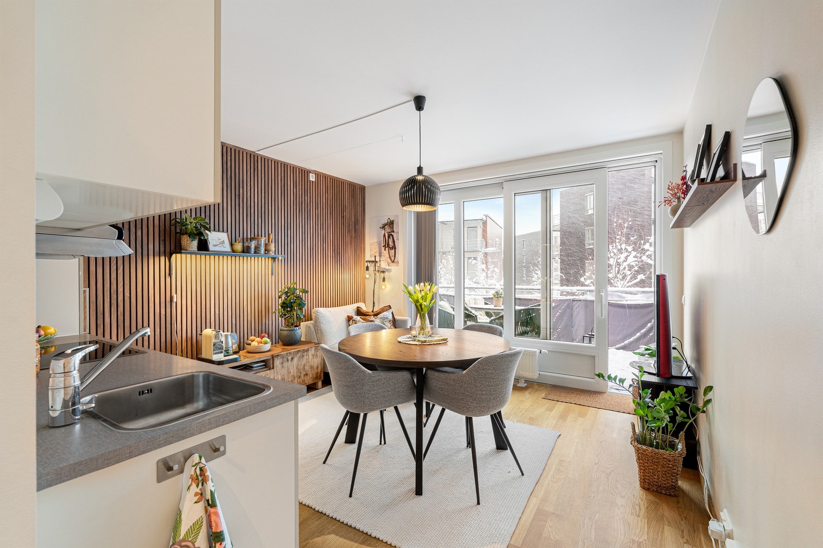 Leiligheten har en praktisk og god planløsning i byggets 2. etasje. Galleribilde