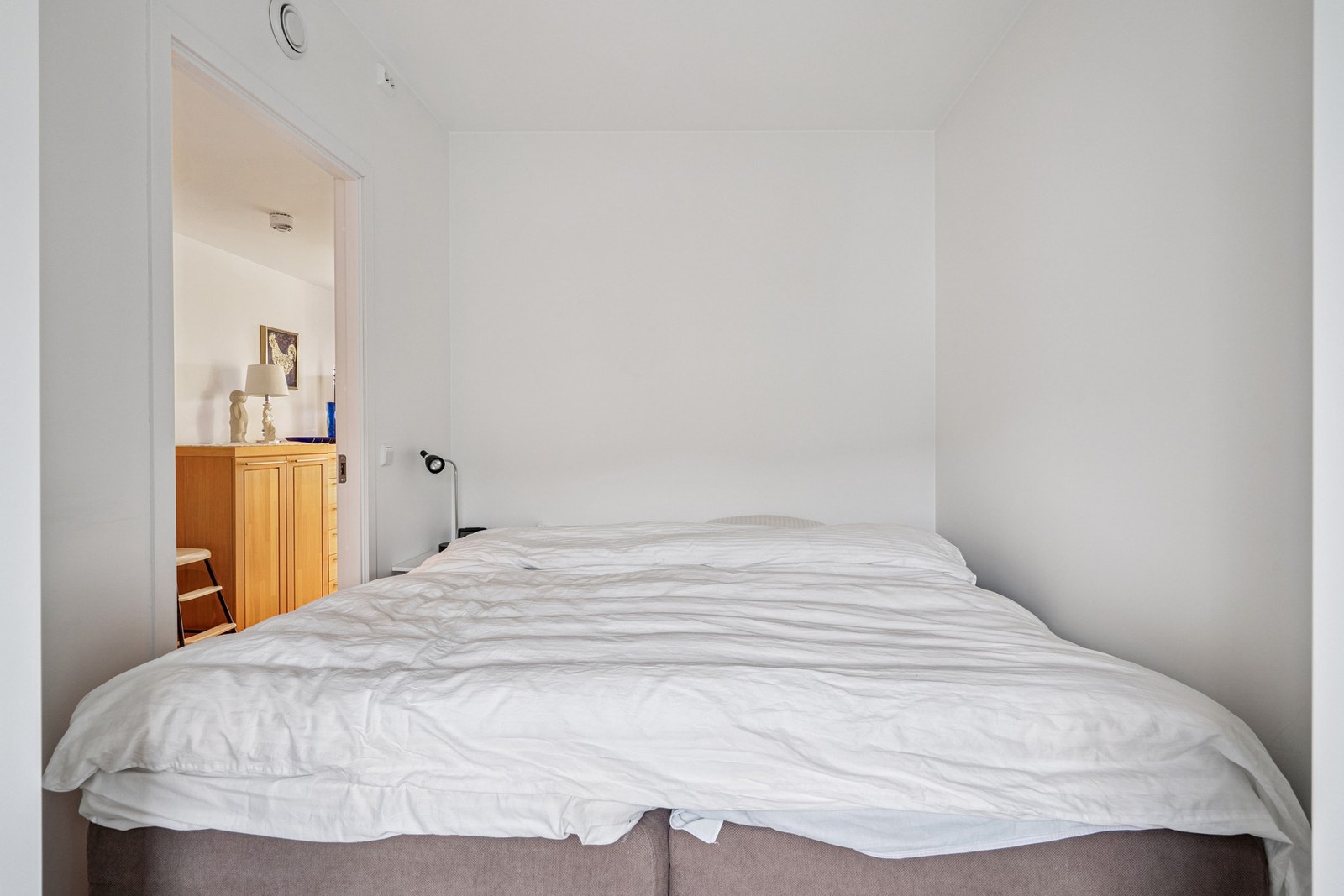 Leilighetens soverom er på 8,4 kvm Galleribilde