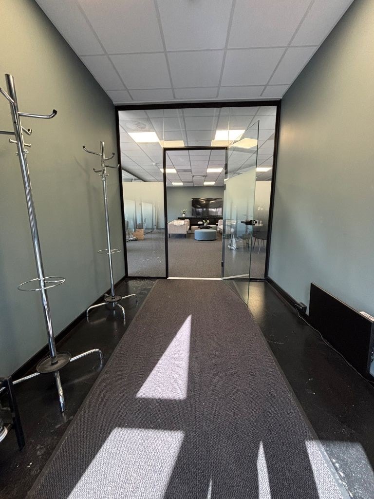 Vindfang / Inngang Galleribilde