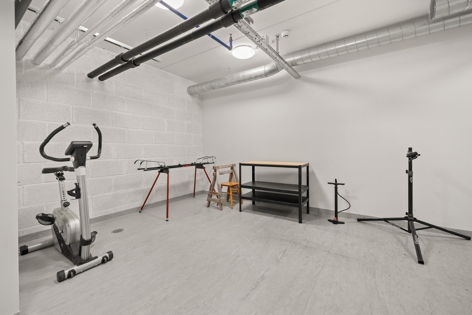 Smørebod m/treningsmuligheter Galleribilde