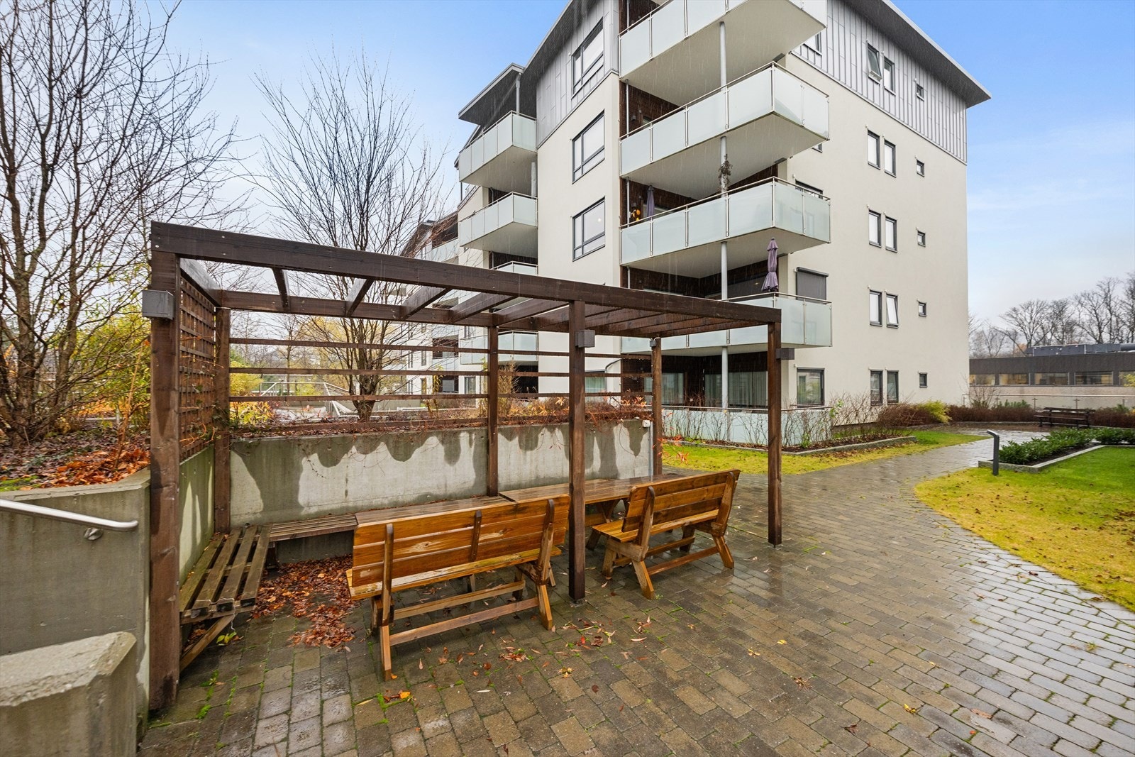 Pergola - hyggelig samlingspunkt sommerstid Galleribilde