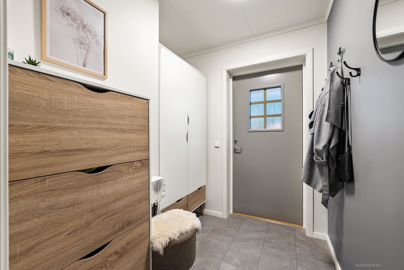 Boligen har en innbydende entré. Galleribilde