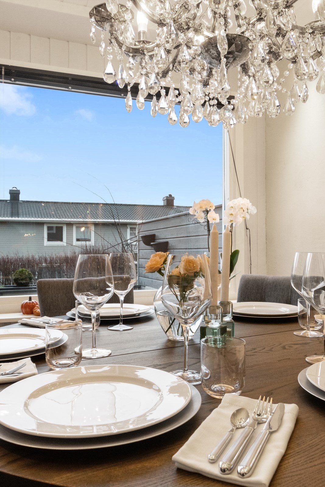 Alt er klart for en koselig middag med venner og familie! Galleribilde