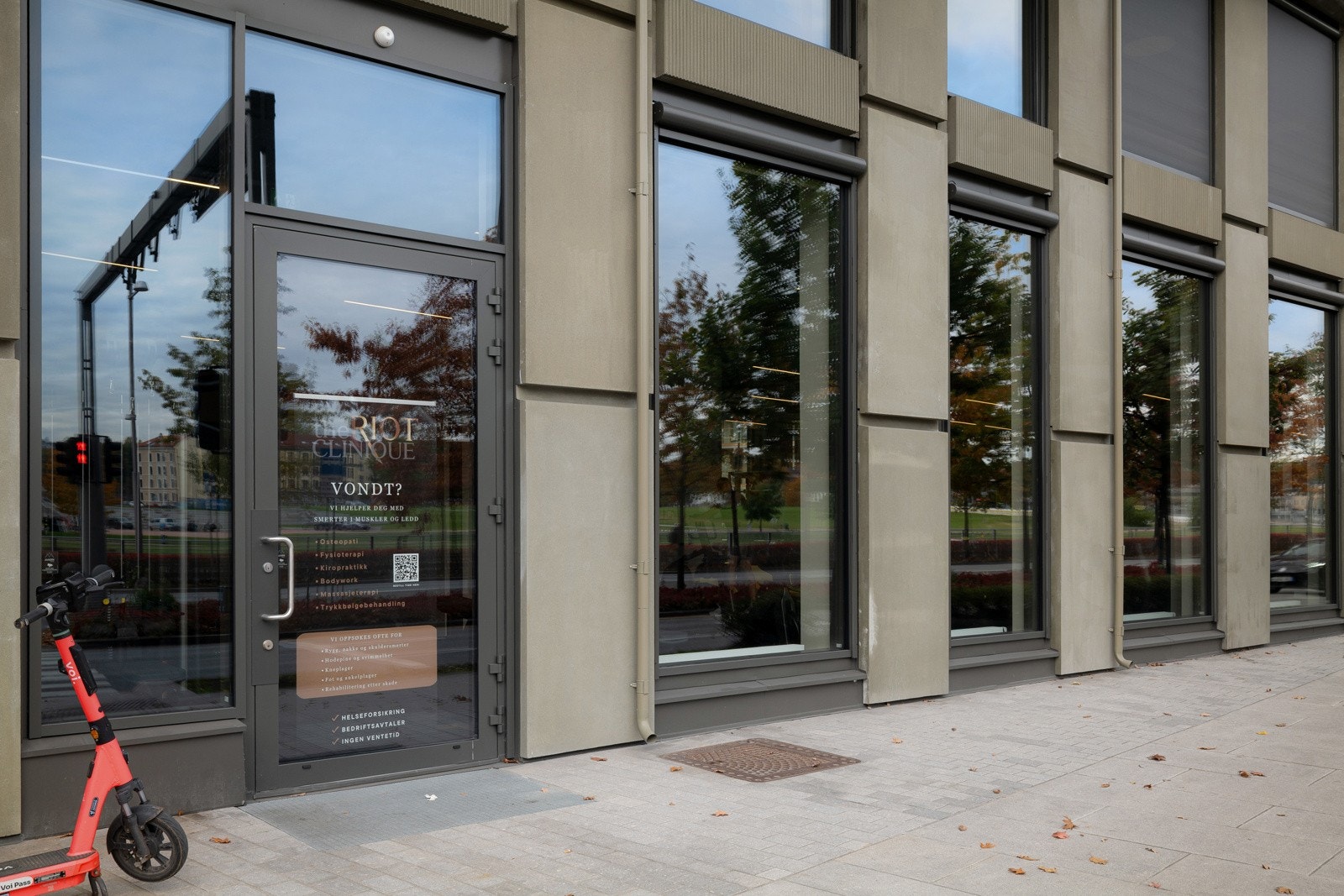 The Riot holder til i første etasje med inngang mot Middelalderparken. Der finner du treningsstudio, spa og helseklinikk for behandling og forebygging. Galleribilde