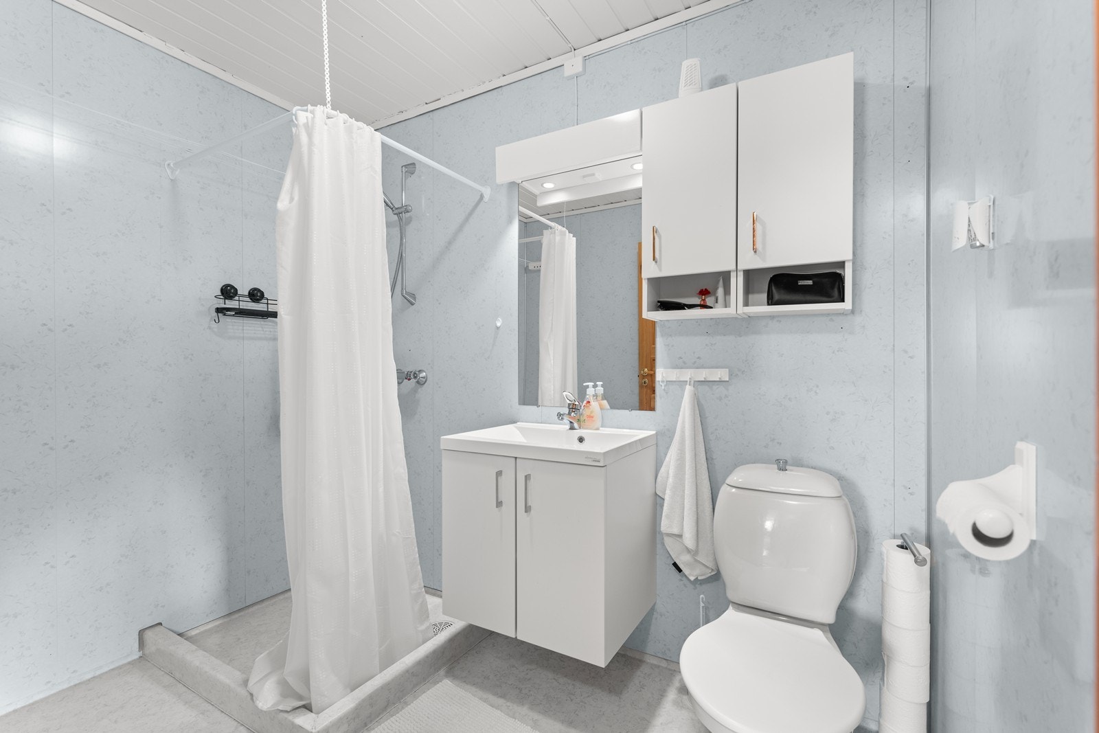 Bad/ wc med dusj. Galleribilde