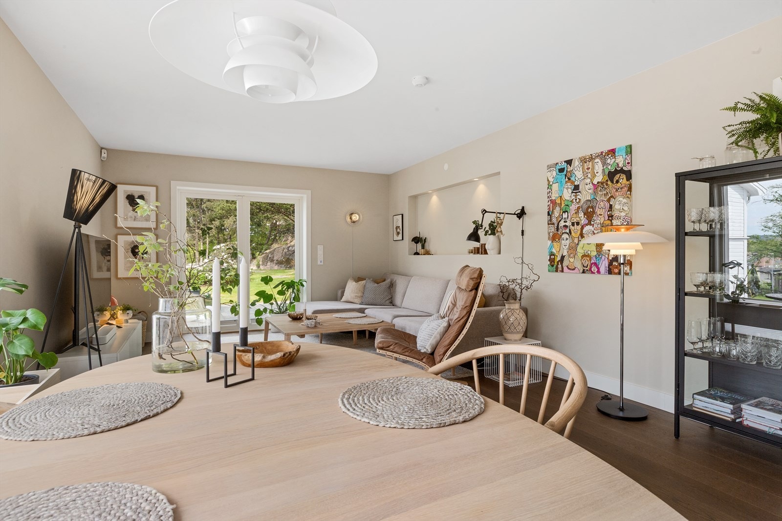 Spisestue og stue Galleribilde