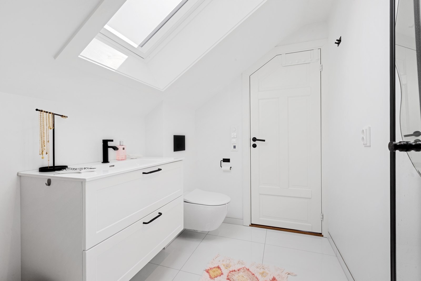 Bad 2. etasje Galleribilde