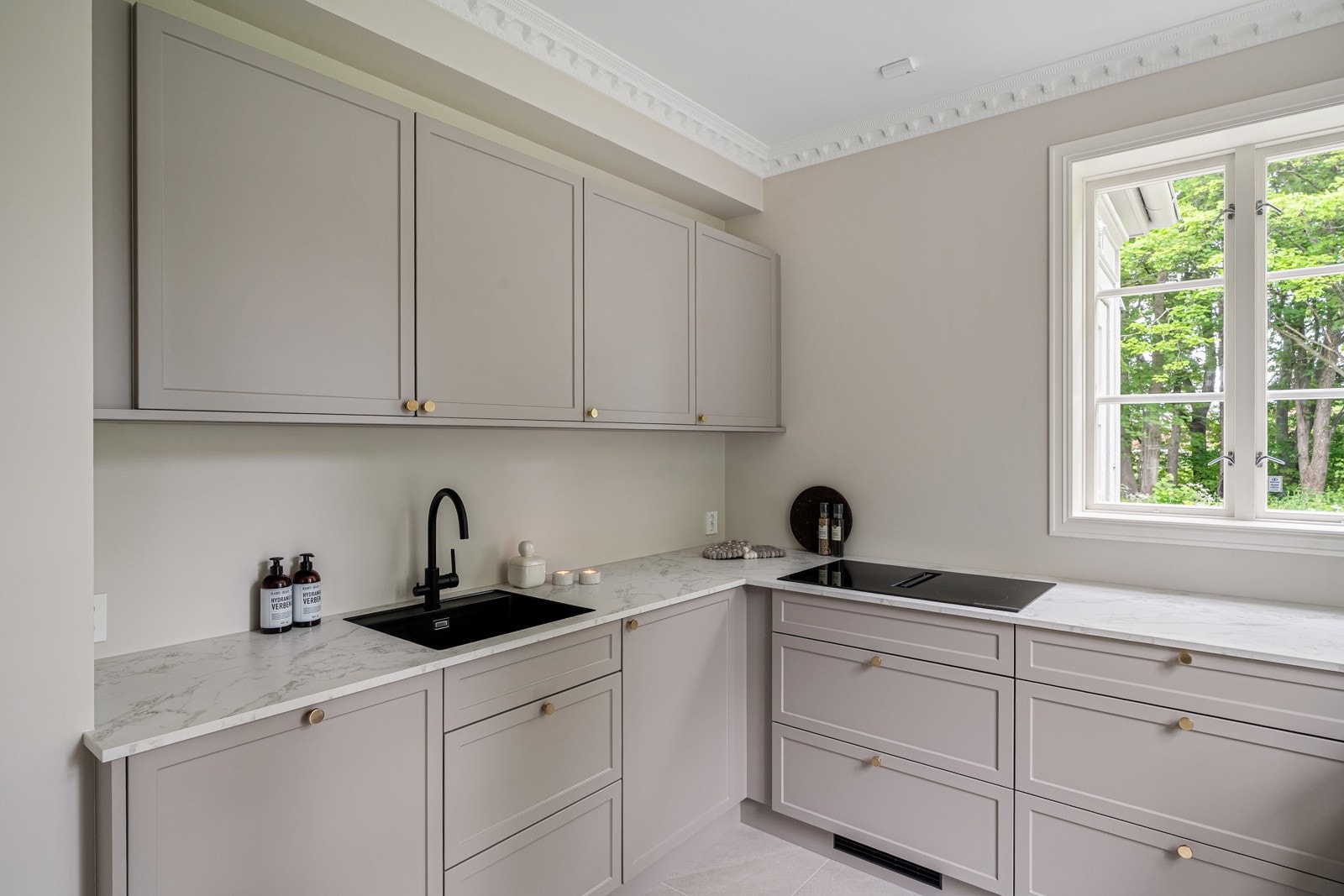 Kjøkkenet er vurdert til TG0 av takstmann og er klart til å tas i bruk for første gang. Galleribilde