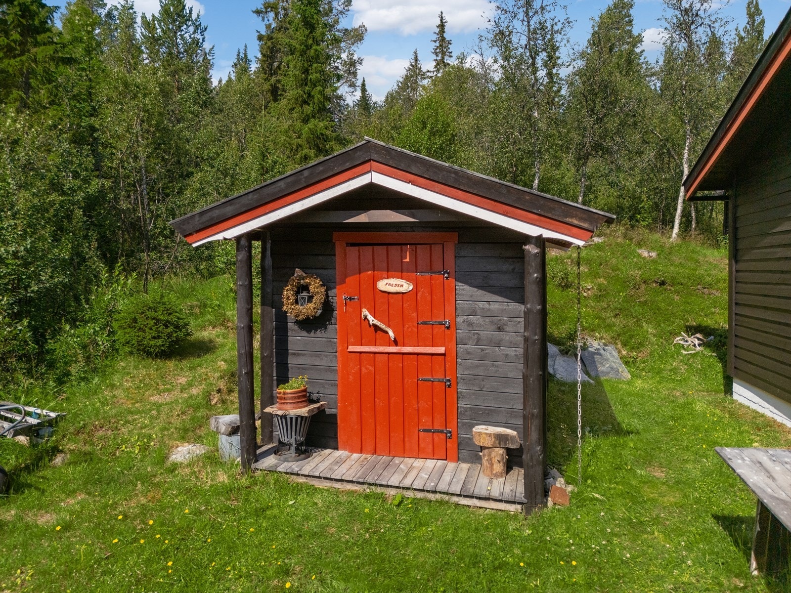 Uthus 2. Galleribilde