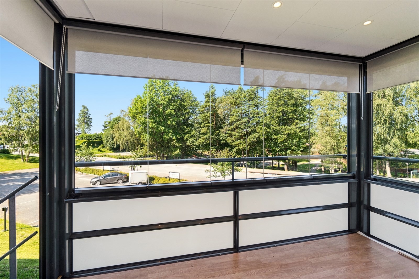 Balkongen fungerer som en forlengelse av stuen. Galleribilde