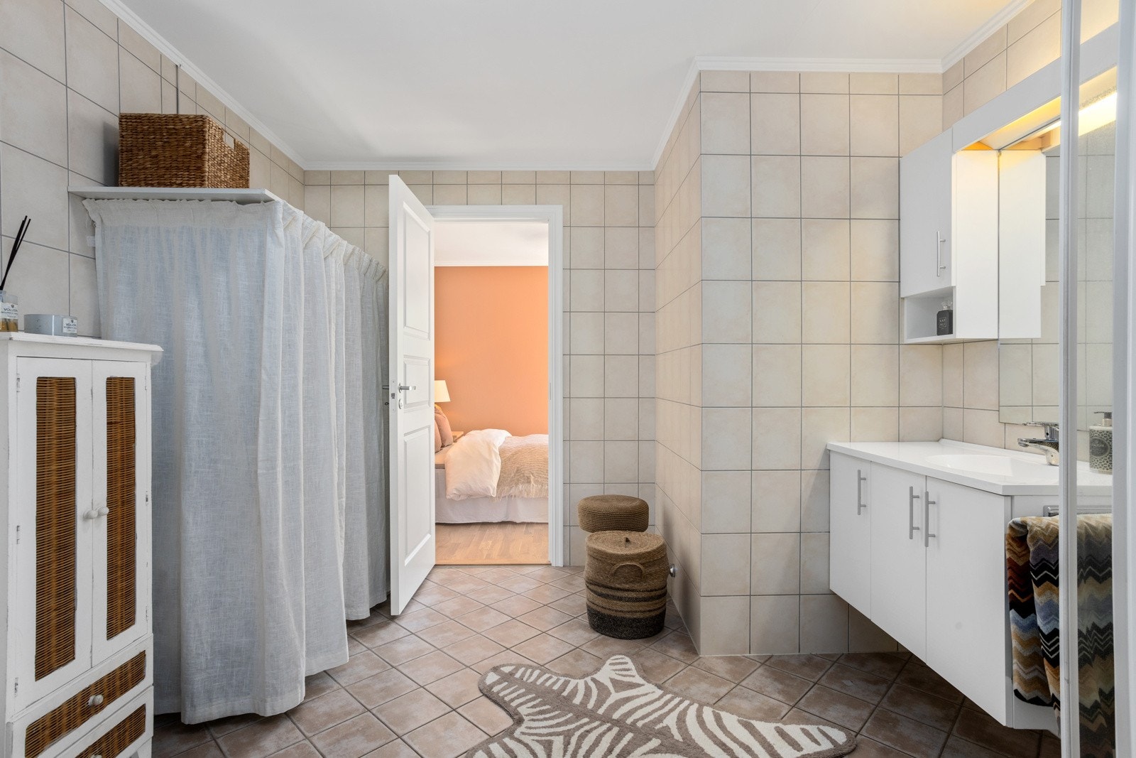 Tilgang til bad fra soverommet Galleribilde