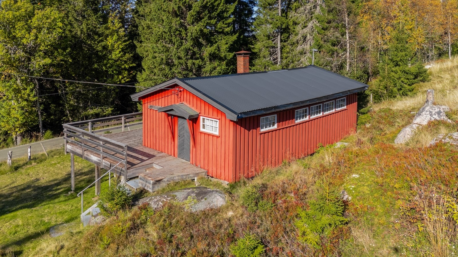 En ideell beliggenhet for å skape nye hytteminner i fredelige omgivelser. Galleribilde