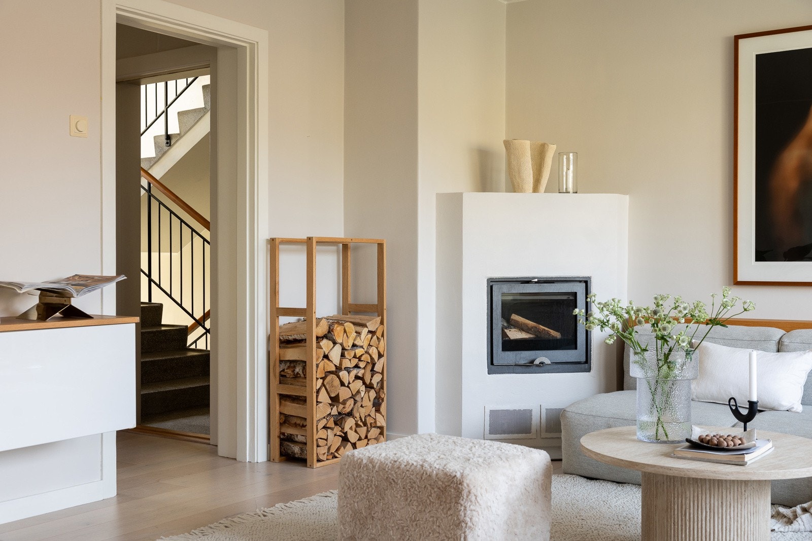 Planløsningen gjør det enkelt å ta i bruk hele oppholdsarealet på en naturlig måte. Galleribilde